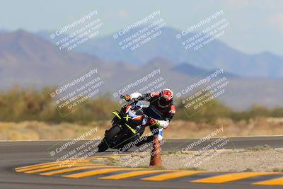 media/Oct-09-2022-SoCal Trackdays (Sun) [[95640aeeb6]]/Turn 15 (150pm)/